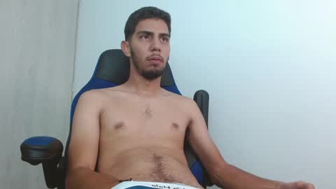 Snapshot of alejo_hot23 chatting on 03-08-25, 03:06 David online show from 03-08-25, 03:06