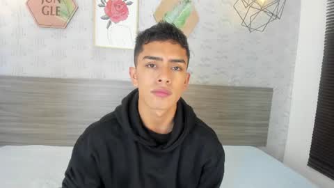 alejo_jones_ online show from 07-16-26, 12:11