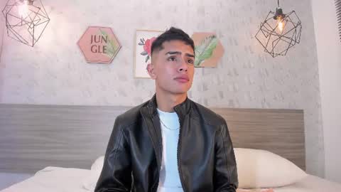 alejo_jones_ online show from 07-25-26, 12:36