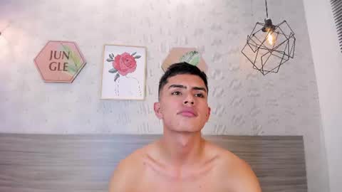 alejo_jones_ online show from 07-28-26, 04:39