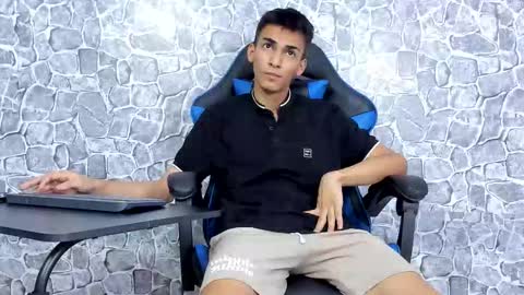 alejo peverell online show from 03-21-26, 07:06