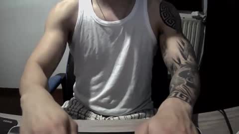 alejoduarte16 online show from 04-04-26, 12:13