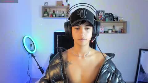 Snapshot of alejoo_storms chatting on 11-08-25, 01:06 alejo online show from 11-08-25, 01:06