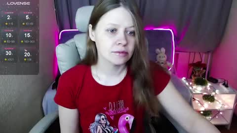 Snapshot of alekasamui chatting on 02-03-25, 12:25 Aleksa online show from 02-03-25, 12:25