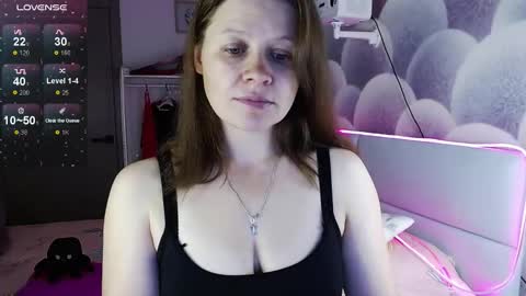 Snapshot of alekasamui chatting on 09-11-25, 08:03 Aleksa online show from 09-11-25, 08:03