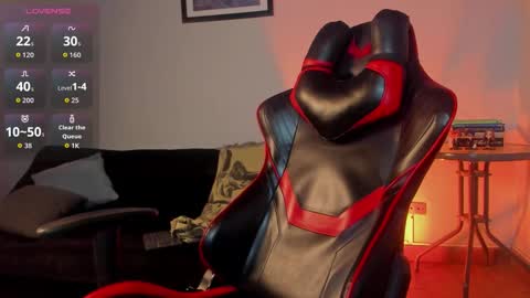 Alek online show from 09-30-25, 01:43