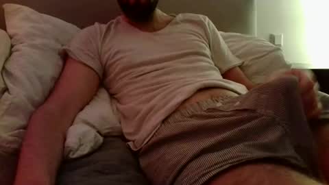 Snapshot of aleks8686 chatting on 12-18-25, 06:30 Aleks online show from 12-18-25, 06:30