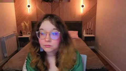Aleks online show from 05-09-26, 01:22
