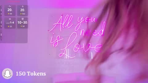 Snapshot of aleksandra_miller chatting on 11-09-25, 04:44 Aleksandra online show from 11-09-25, 04:44