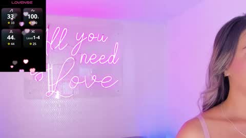 Snapshot of aleksandra_miller chatting on 11-24-25, 04:23 Aleksandra online show from 11-24-25, 04:23