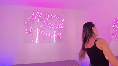 Snapshot of aleksandra_miller chatting on 12-19-25, 12:34 Aleksandra online show from 12-19-25, 12:34