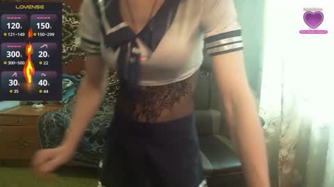 Snapshot of aleksej95 chatting on 10-25-25, 09:39 Alex online show from 10-25-25, 09:39