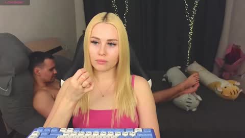 Snapshot of alena_hot_sex chatting on 03-01-25, 04:33 Alena online show from 03-01-25, 04:33