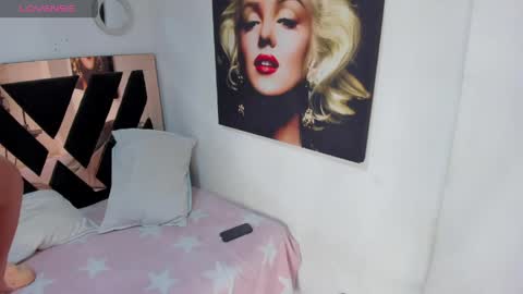 Alena online show from 04-25-26, 12:02