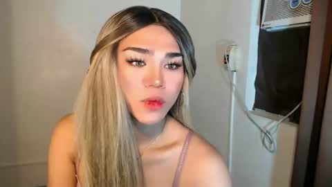 Snapshot of alenajones chatting on 07-28-26, 10:31 alenajones online show from 07-28-26, 10:31