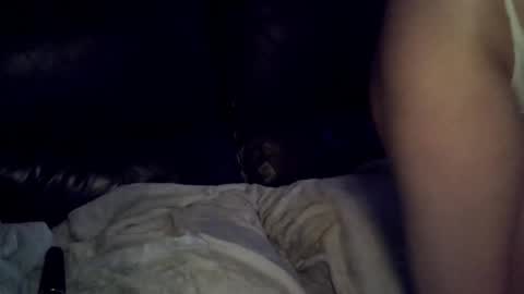 Snapshot of aleniia19 chatting on 11-23-25, 03:01 Aleniia19 online show from 11-23-25, 03:01