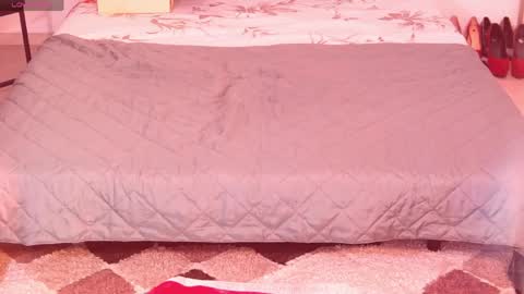 Alenni online show from 05-22-26, 03:02