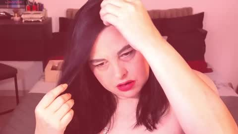 Snapshot of alenni chatting on 06-10-26, 03:07 Alenni online show from 06-10-26, 03:07