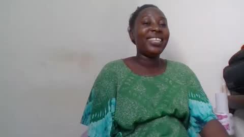 Noreen Kennth and Emilly online show from 02-13-25, 09:51