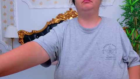 alesha_arabian_ online show from 06-16-26, 12:57