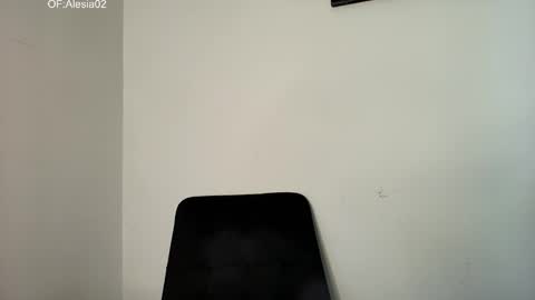 Snapshot of alesia02 chatting on 03-13-26, 01:29 alesia02 online show from 03-13-26, 01:29