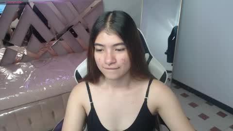 Snapshot of alesia_v chatting on 05-16-26, 03:25 Live 1000pm 600am COLOMBIAN HOUR online show from 05-16-26, 03:25