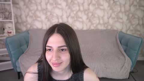 alesiadessmond online show from 06-18-26, 07:07