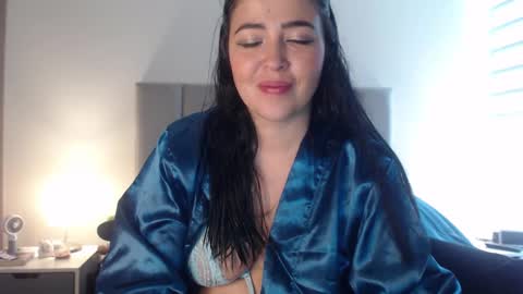Snapshot of aleska__bell chatting on 01-31-25, 02:49 Aleska online show from 01-31-25, 02:49