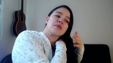 Snapshot of aleska__bell chatting on 10-07-25, 03:09 Aleska online show from 10-07-25, 03:09