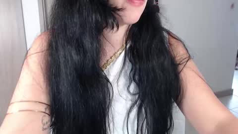 Snapshot of aleska_bell69 chatting on 03-17-26, 05:49 Aleska online show from 03-17-26, 05:49