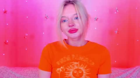 Snapshot of alessakiss chatting on 04-26-26, 02:09 alessakiss online show from 04-26-26, 02:09