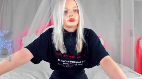 Snapshot of alessakiss chatting on 06-07-26, 12:59 alessakiss online show from 06-07-26, 12:59