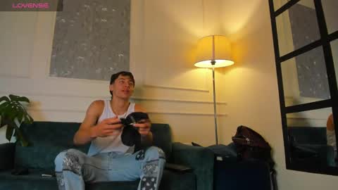 Alessandro Dybala online show from 03-07-25, 06:33