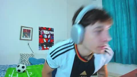 Alessandro Dybala online show from 06-02-26, 12:18