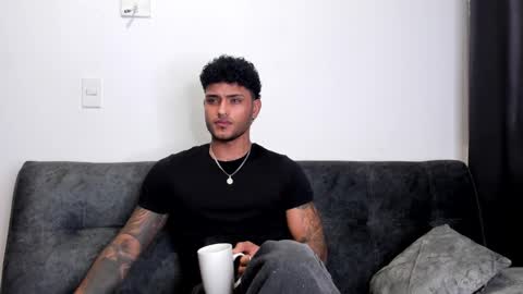 Alessandro Vanni online show from 03-05-25, 02:57