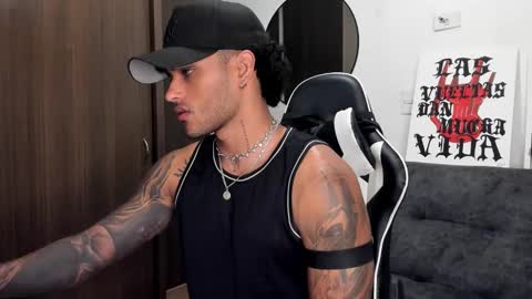 Alessandro Vanni online show from 10-08-25, 01:36