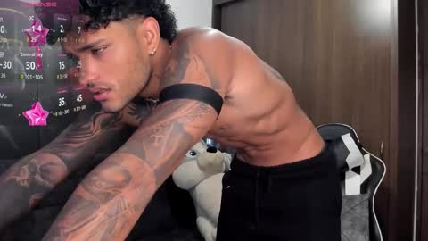 Alessandro Vanni online show from 10-23-25, 08:18