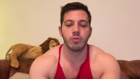 Snapshot of alessandrobuilder chatting on 12-25-24, 11:10 Alessandrobuilder online show from 12-25-24, 11:10