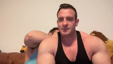 Snapshot of alessandrobuilder chatting on 03-07-25, 11:05 Alessandrobuilder online show from 03-07-25, 11:05