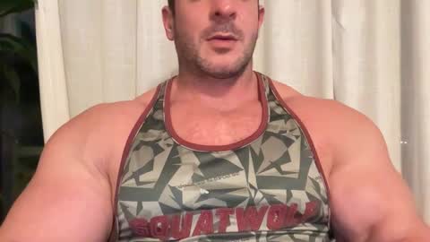 Snapshot of alessandrobuilder chatting on 09-10-25, 09:04 Alessandrobuilder online show from 09-10-25, 09:04