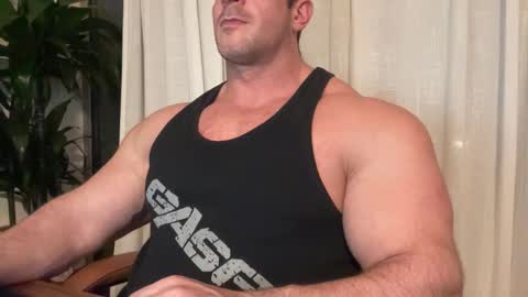 Snapshot of alessandrobuilder chatting on 10-16-25, 07:04 Alessandrobuilder online show from 10-16-25, 07:04