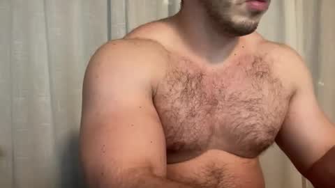 Snapshot of alessandrobuilder chatting on 11-08-25, 02:34 Alessandrobuilder online show from 11-08-25, 02:34