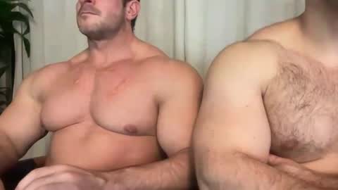 Snapshot of alessandrobuilder chatting on 11-22-25, 12:09 Alessandrobuilder online show from 11-22-25, 12:09