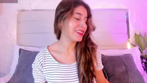 Snapshot of alessia_blazee30 chatting on 07-28-26, 11:39 Alessia online show from 07-28-26, 11:39
