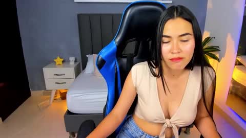 A L E S S I A online show from 01-31-25, 07:40