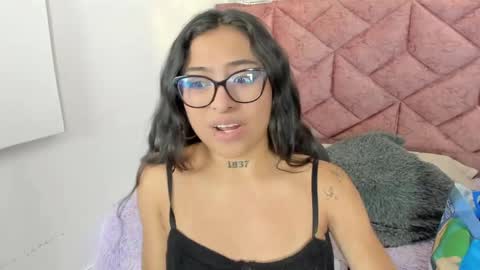 Alessia  online show from 05-27-26, 01:35