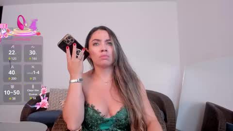 Snapshot of alessia_taylorr chatting on 02-25-25, 06:20 Alessia  Everyday From 0530 to 1430 Col Time online show from 02-25-25, 06:20