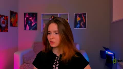 Snapshot of alessiaarouge chatting on 07-14-26, 02:27 Your love online show from 07-14-26, 02:27