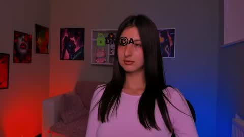 Snapshot of alessiaarouge chatting on 07-21-26, 07:38 Your love online show from 07-21-26, 07:38