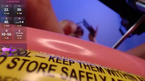 Snapshot of alessiadouce chatting on 11-28-25, 09:17 Alessia online show from 11-28-25, 09:17